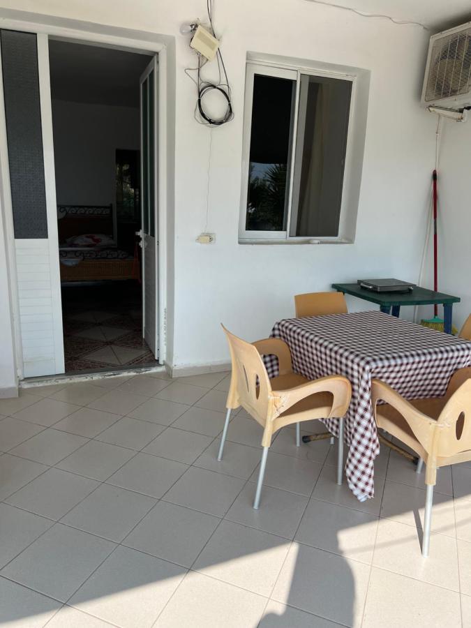 Tony Home Borsh Buitenkant foto